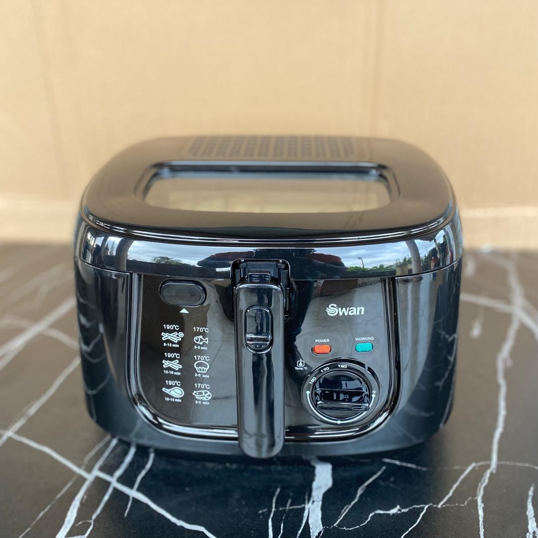 2.5 Litre Swan  Deep Fat Fryer