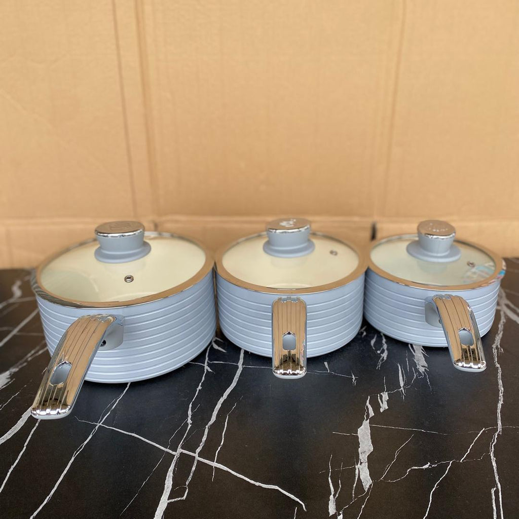 3-Piece Swan Retro  Saucepan Set