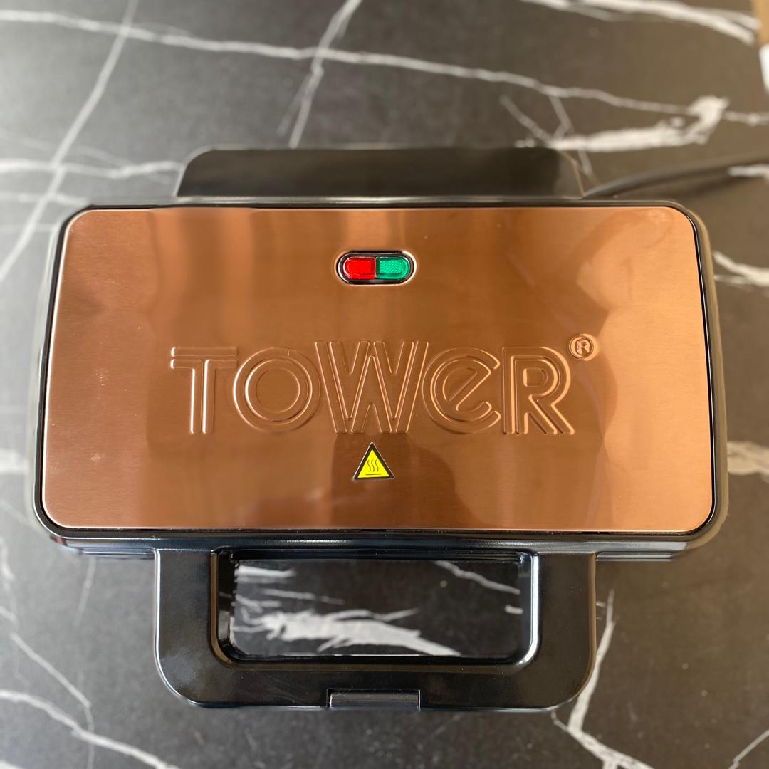 Tower 900W Deep Filled Sandwich Maker