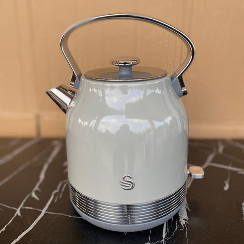 1.7L Swan Retro Traditional Kettle