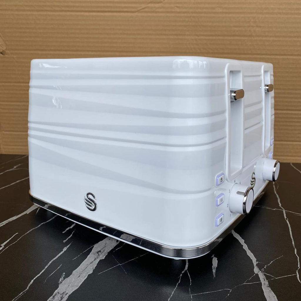 4 Slice Swan Symphony Black Toaster - STORE REJECT