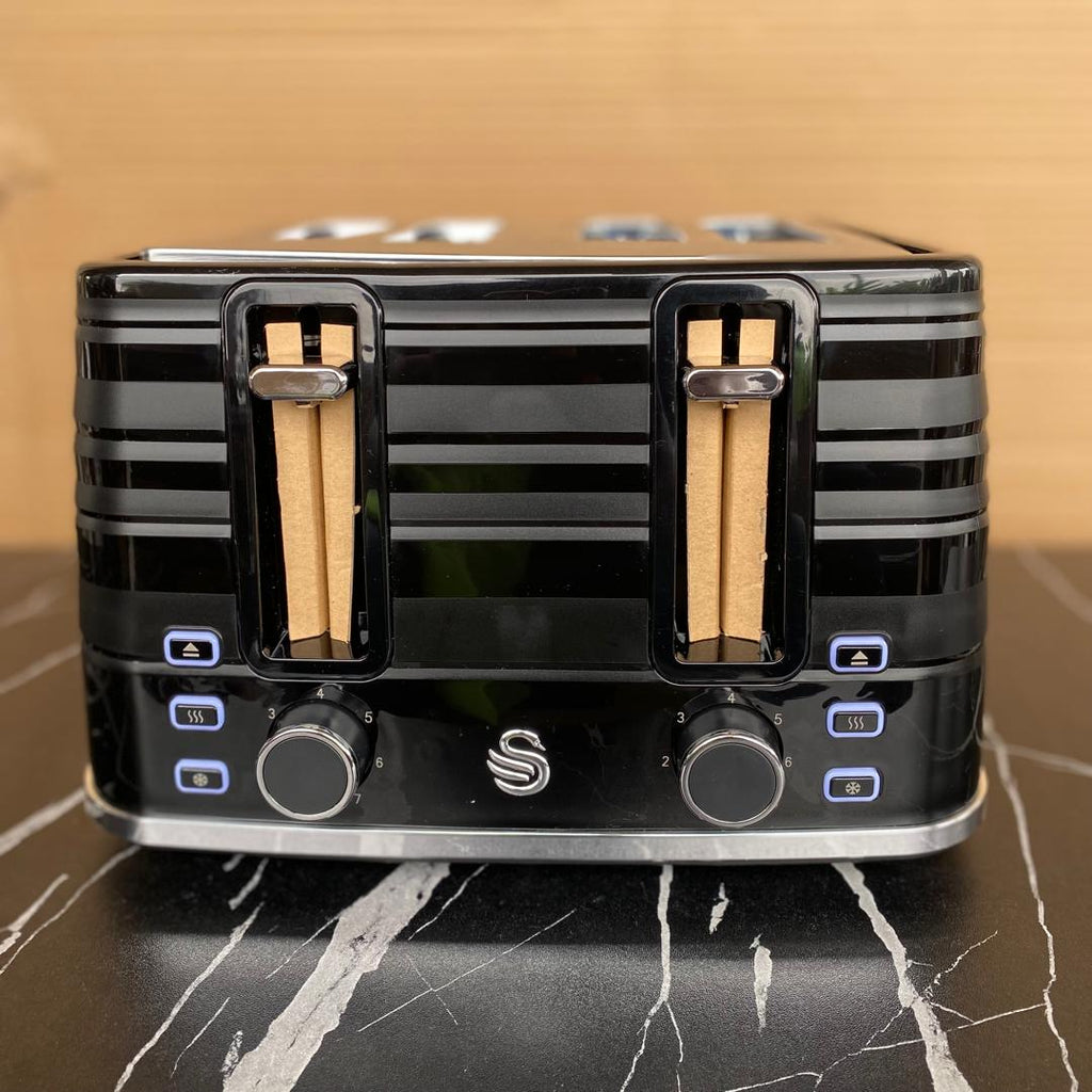 4 Slice Swan Symphony Black Toaster