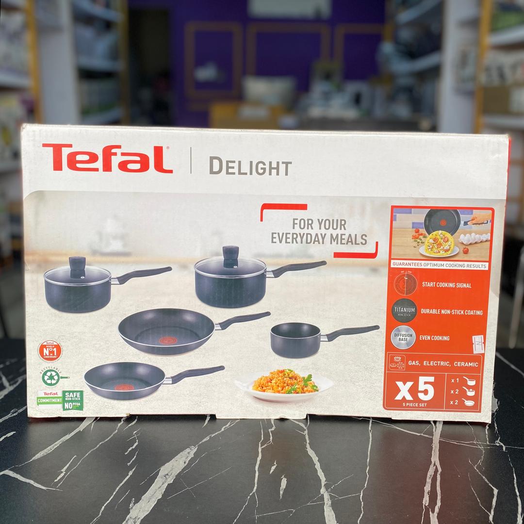 Tefal Delight 5-piece non-stick cookware set - NEW