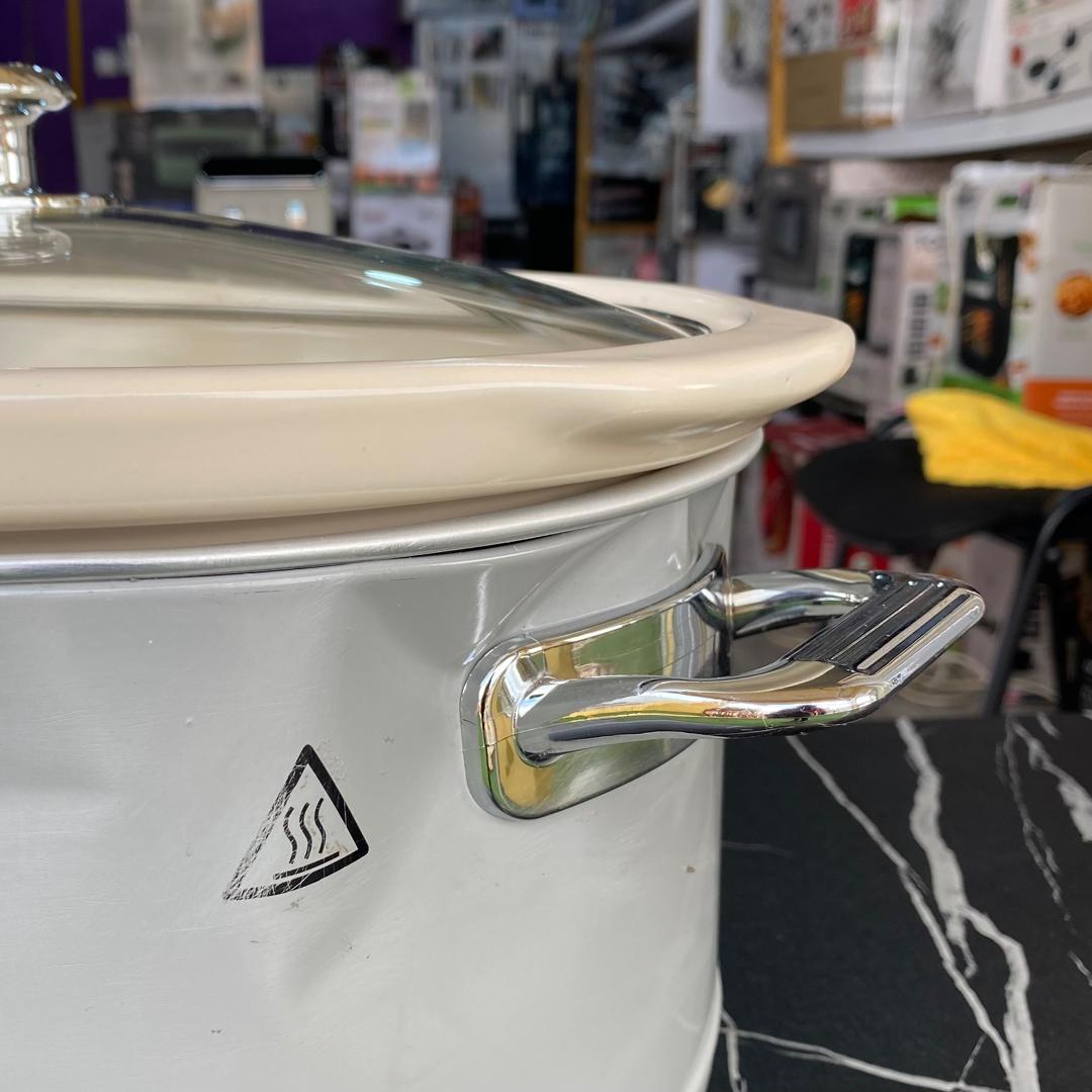 6.5L Swan Slow Cooker - PRE-OWNED