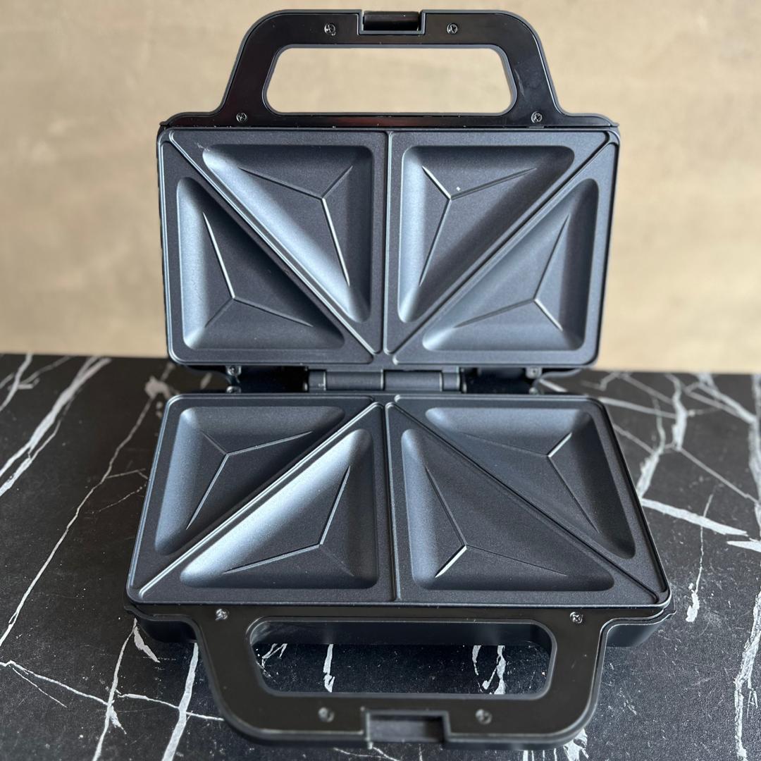 George Home Deep Fill Textured Sandwich Toaster - STORE REJECT