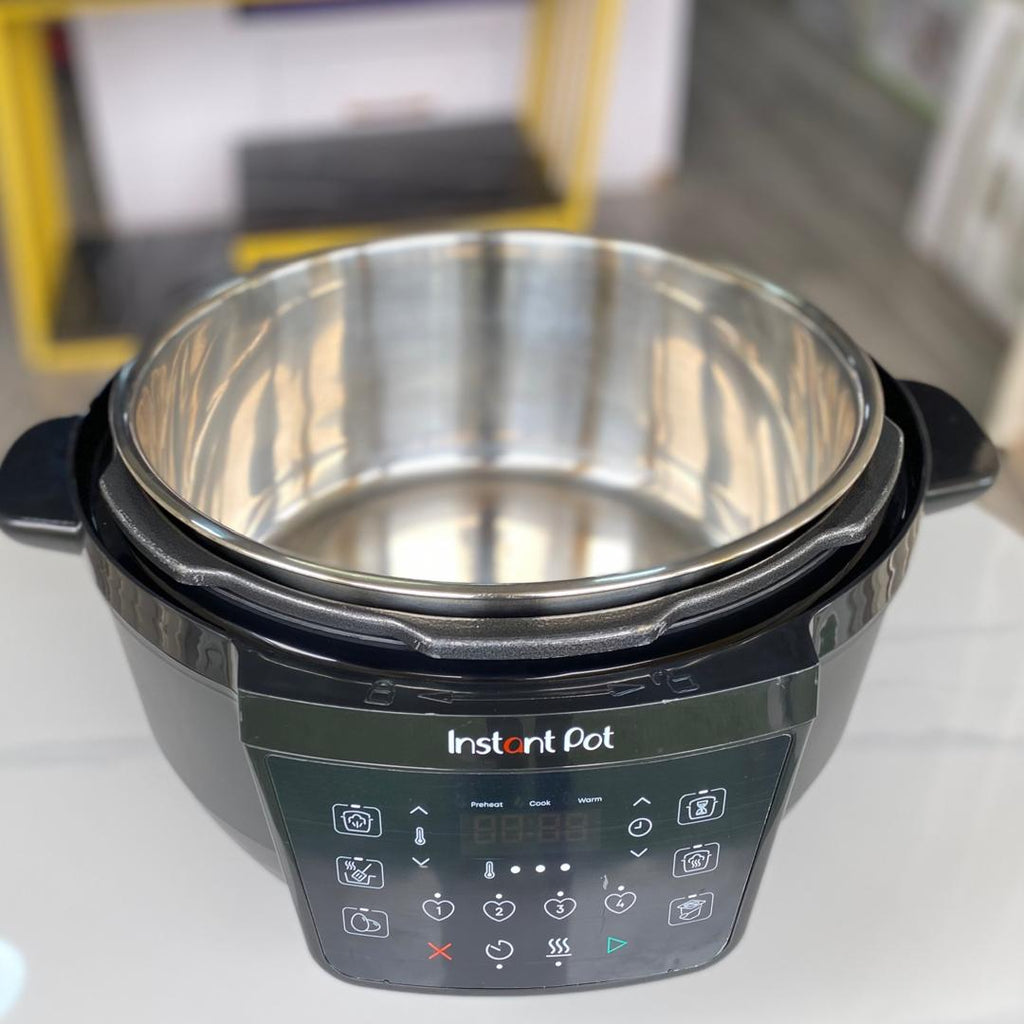 Instant Pot XL 7.1L 7-in-1 Multi-Cooker - PRE- OWNED
