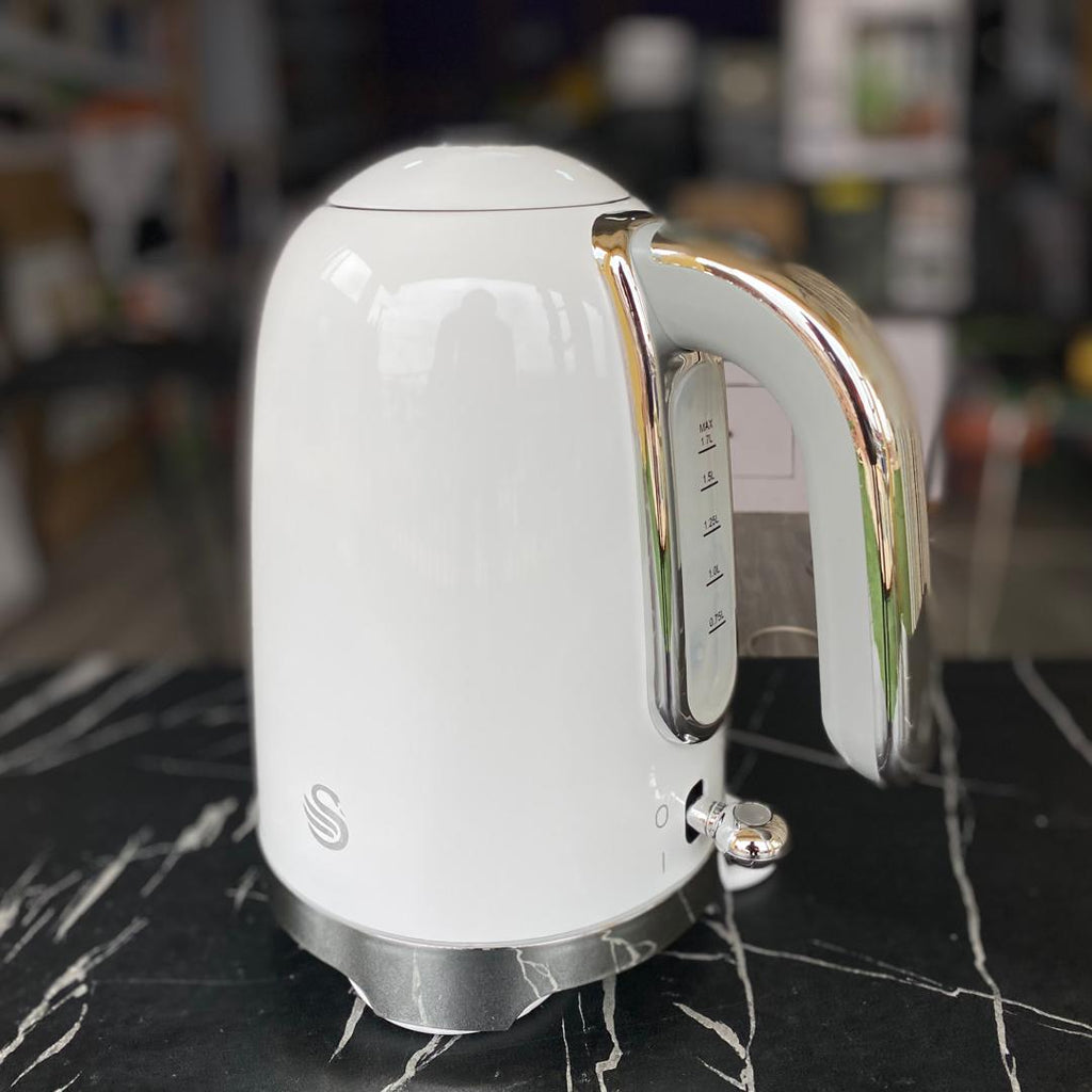 1.7L Swan Solace Rapid Boil Jug Kettle - STORE REJECT