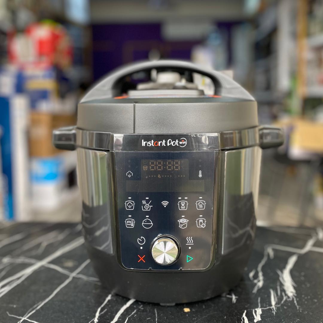 5.7L Instant Pot Plus WiFi Multi-Cooker - NEW
