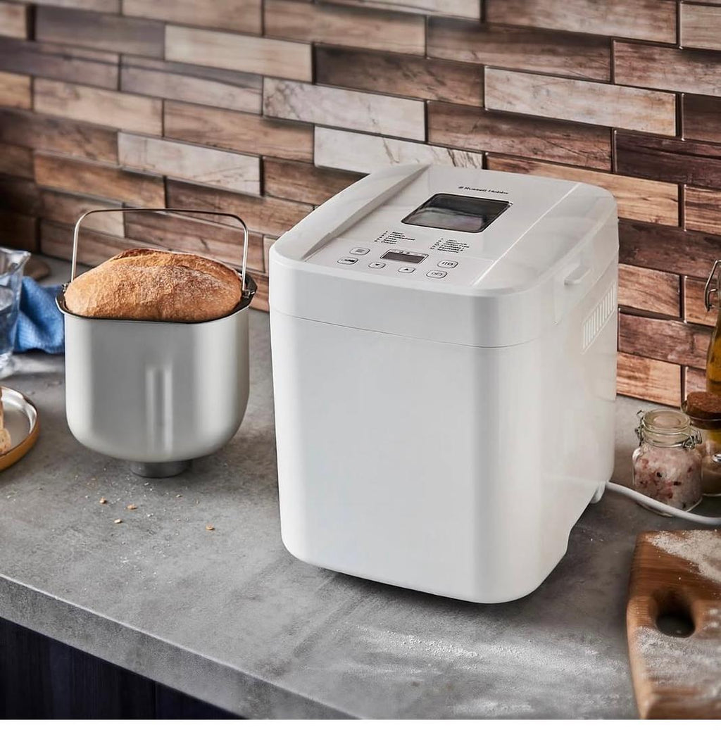 Russell Hobbs Classics White Breadmaker - NEW
