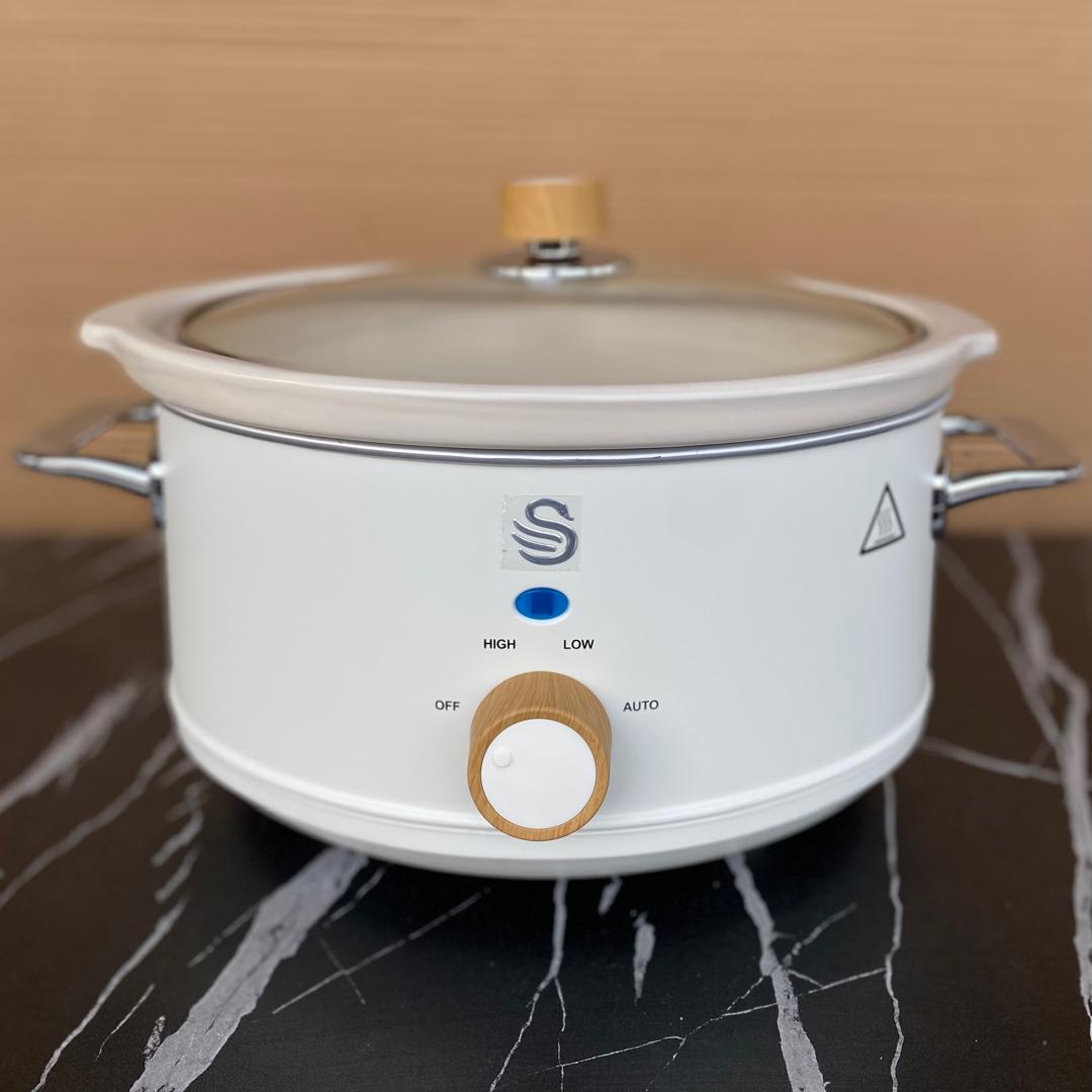 3.5L Swan Retro Slow Cooker  - New